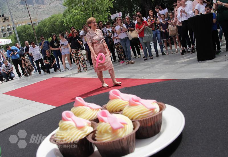 Modna revija članica udruge Novi pogled - Novotravničanka osvojila utrku na štiklama u Mostaru