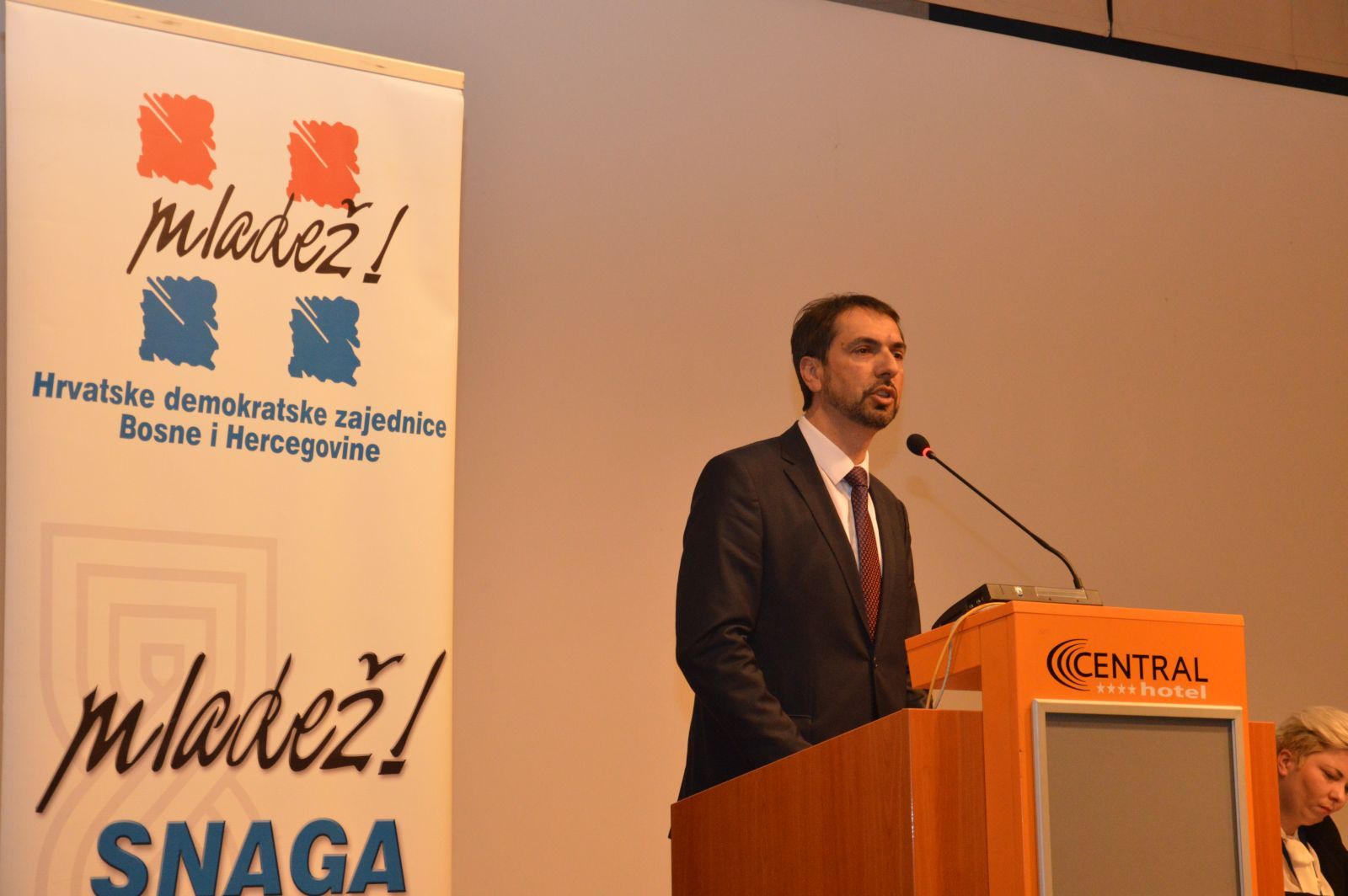 goran pejakovic novi predsjednik zo m hdz bih zsb32