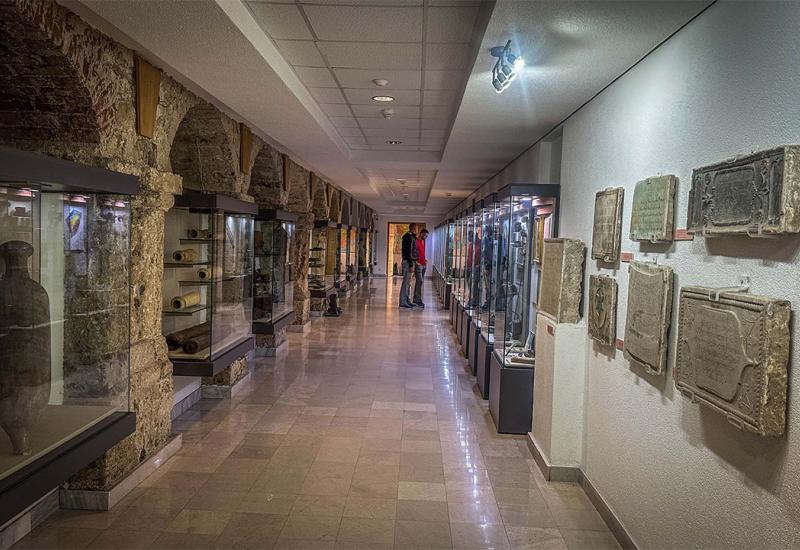 Povezujući Franjevačke samostane i muzeje, proći ćete kroz mnoga uzbudljiva mjesta, - Guča gora, Fojnica i Kreševo uvezani u novu cikloturističku rutu